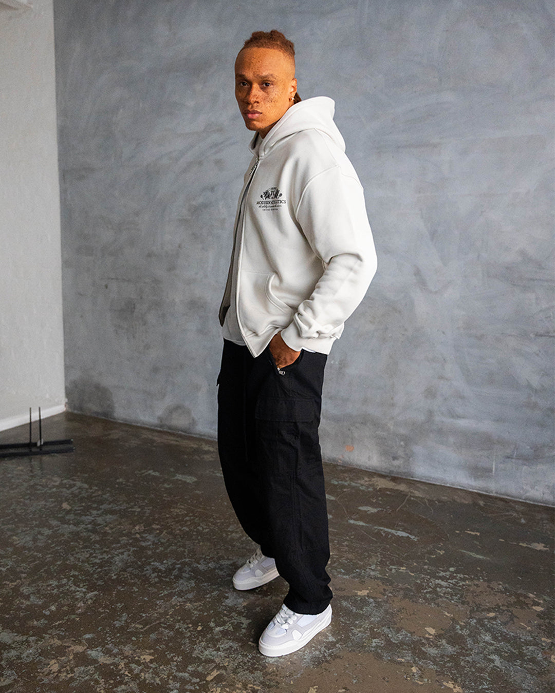 LIGHT GREY MODERN ATHLETICS ZIP THROUGH HOODIE