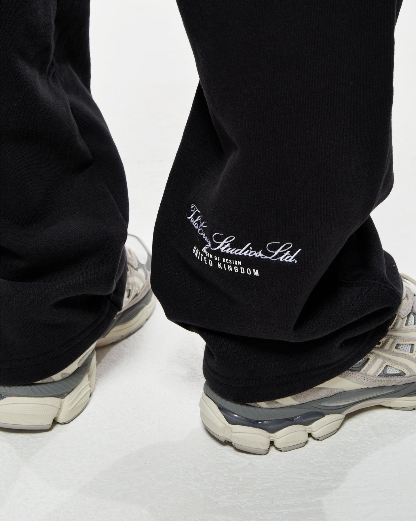 HEAVYWEIGHT WASHED BLACK STUDIOS SWEATPANTS