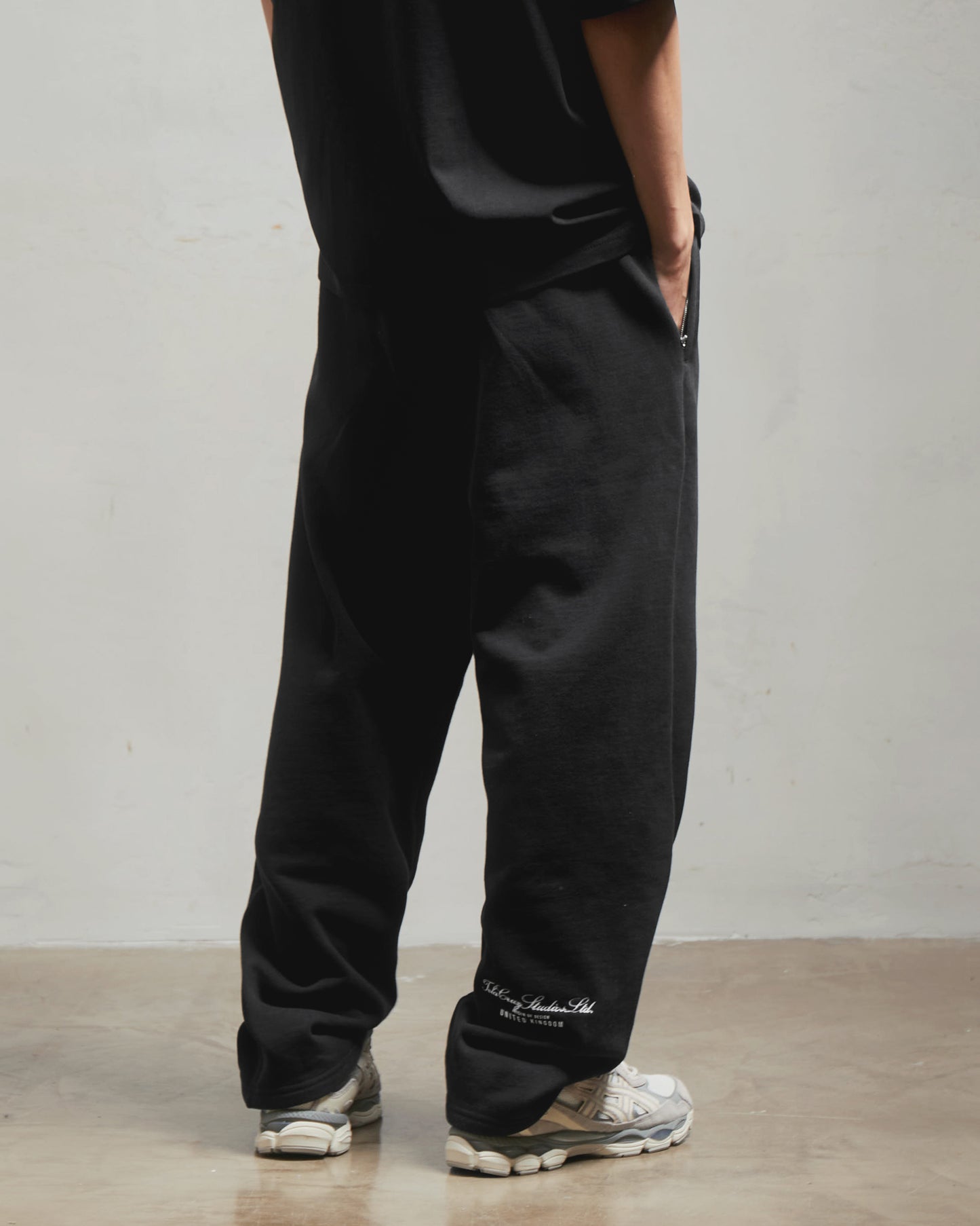 HEAVYWEIGHT WASHED BLACK STUDIOS SWEATPANTS